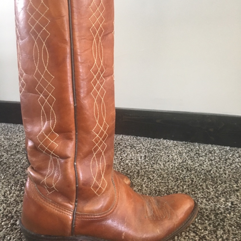 Gorgeous Knee-High Leather WRANGLER Western Boots